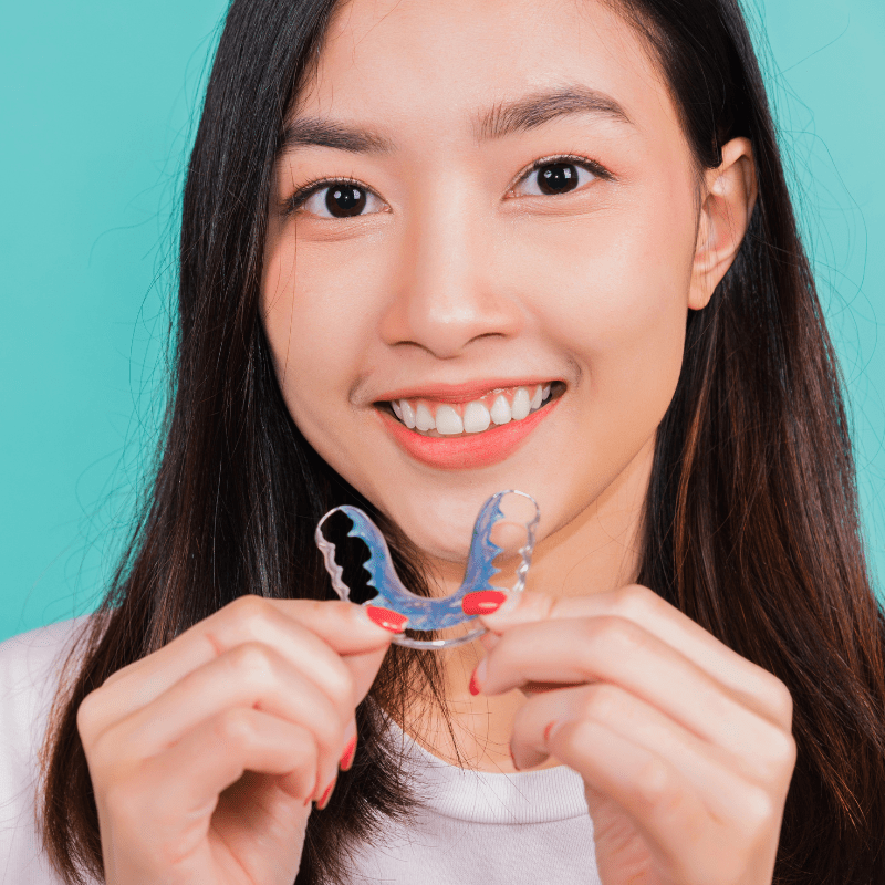 How to Wear Your Retainer After Orthodontic Treatment: A Guide for Palo Alto Patients